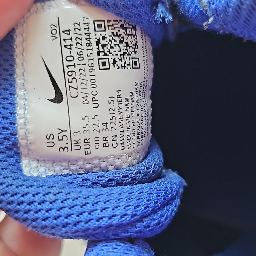 Nike Kids Sneakers - Blue and White - Picture 2 of 6